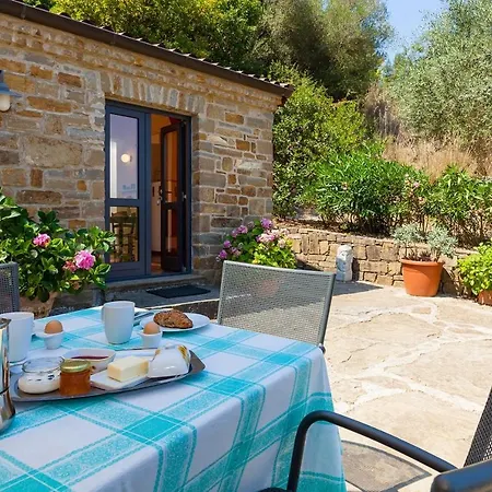 別荘 Tiny-house Im Olivenhain - 1km Zum Strand- Cilentissimo